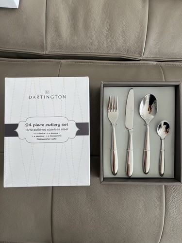 Dartington person 24 piece - dartington, 6